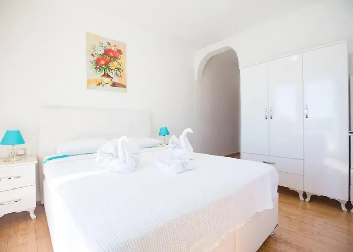 Mehtap / Kalkan Merkez
