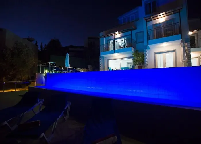 فندق Mehtap / Kalkan Merkez 3*